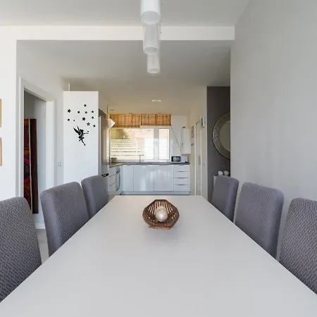 아파트 Home2book Comfy & Bright Apt View 라스팔마스